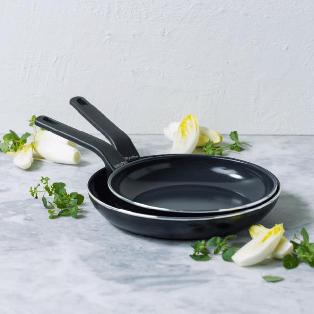 Greenpan Essens stegepandesæt 24+28 cm