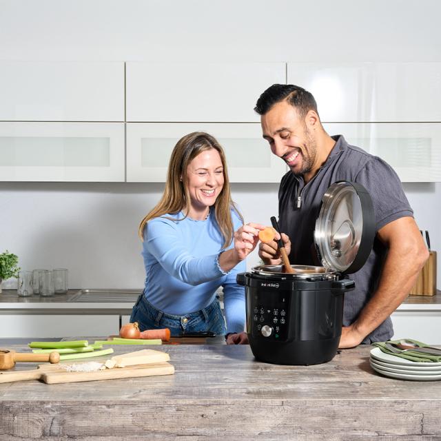 Instant Pot Plus WiFi (9-i-1) 5,7 L