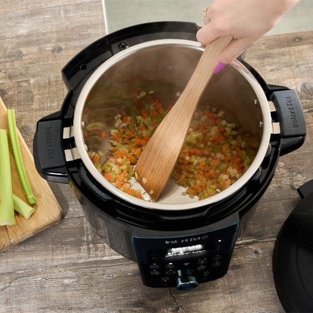 Instant Pot Plus WiFi (9-i-1) 5,7 L