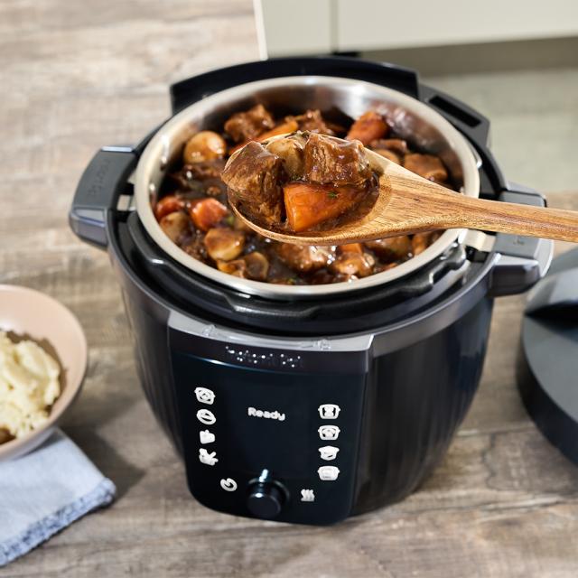 Instant Pot Pro WiFi (10-i-1) 5,7 L