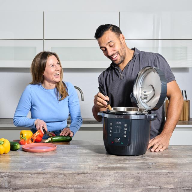 Instant Pot Pro WiFi (10-i-1) 5,7 L