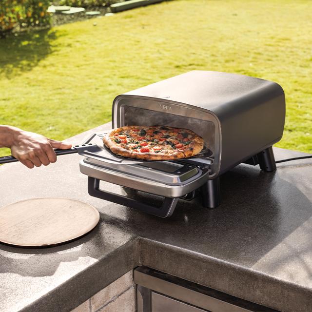 Ninja Artisan Elektrisk udendørs pizzaovn & airfryer