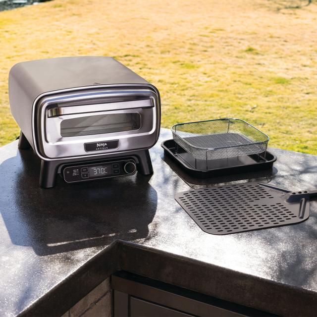 Ninja Artisan Elektrisk udendørs pizzaovn & airfryer